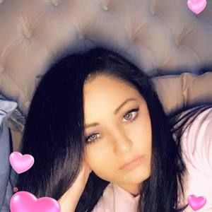 Meet your Posher, Tina